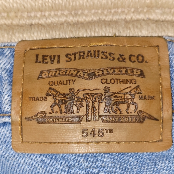 Vintage. 90s. Levis 545s. Loose fit baggy. Mens size w42 l32. DEADSTOCK. Unworn. - Picture 4 of 9